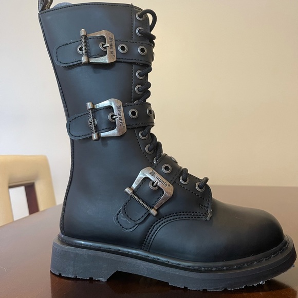 SOLD - Picture 2 of 8